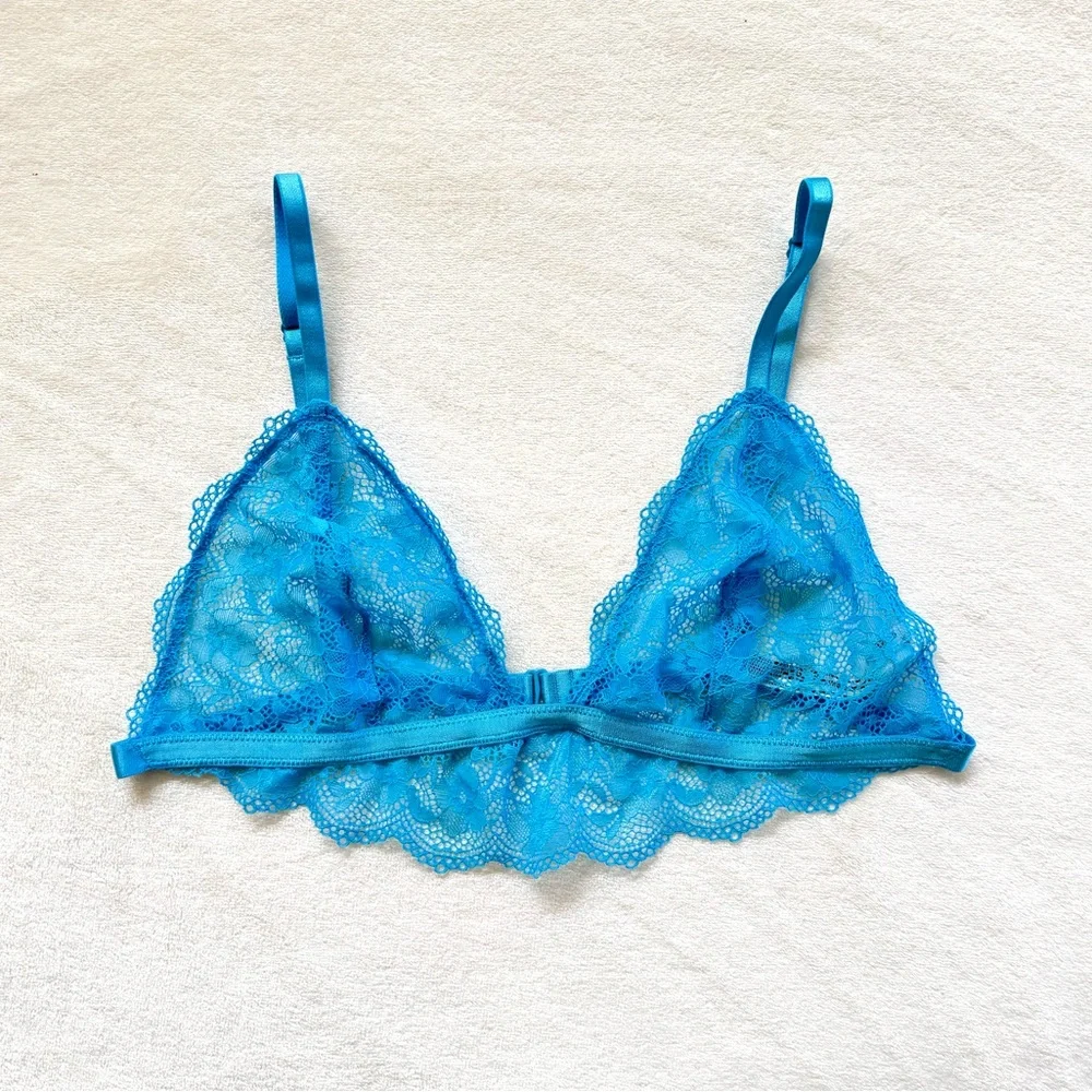 NWOT Free People Bright Eyes Romantic Coquette Sheer Lace Bralette in Blue - Picture 3 of 4